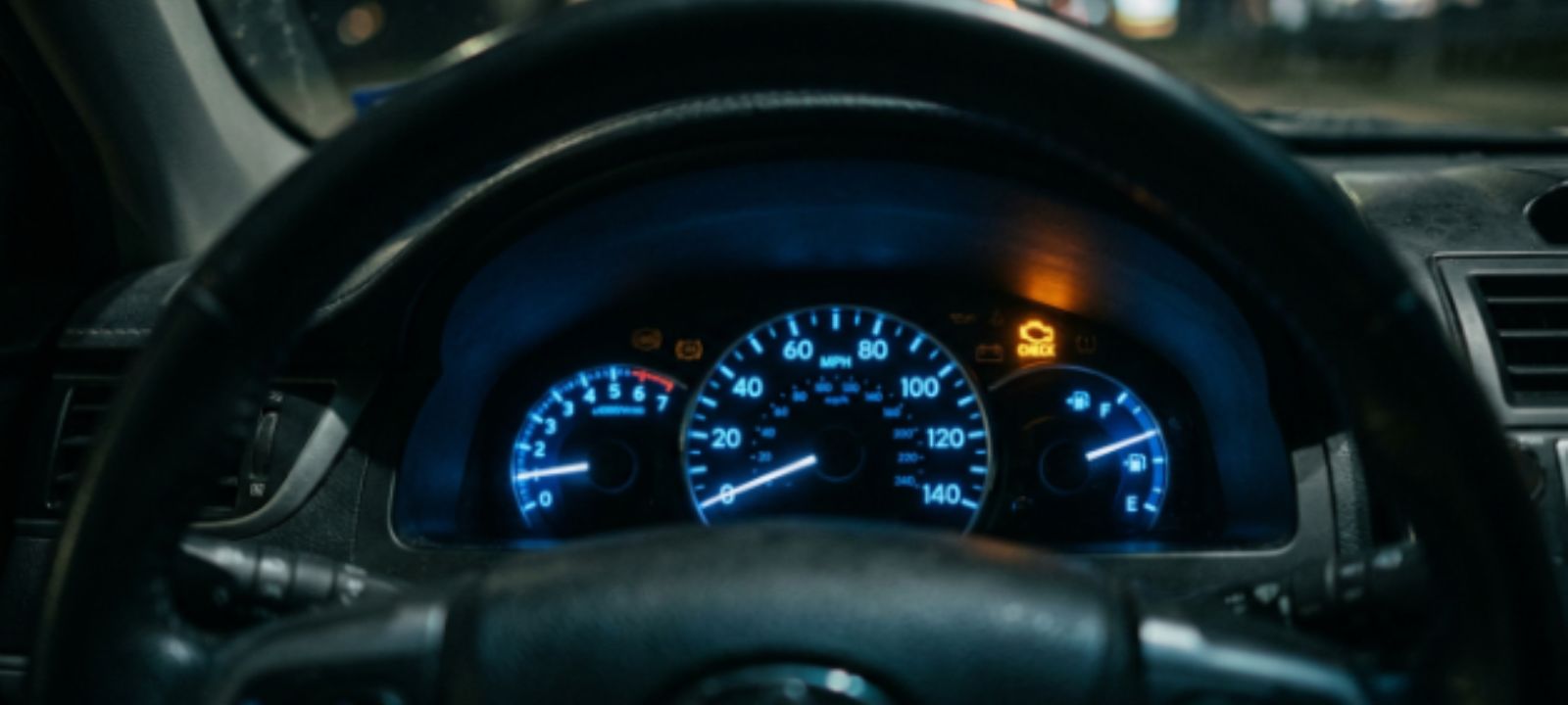 Luz do Motor Acesa O Que Significa e Como Reagir em Moçambique